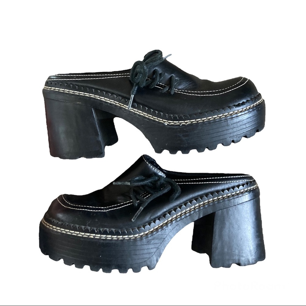 Chunky Vintage Platform Clogs